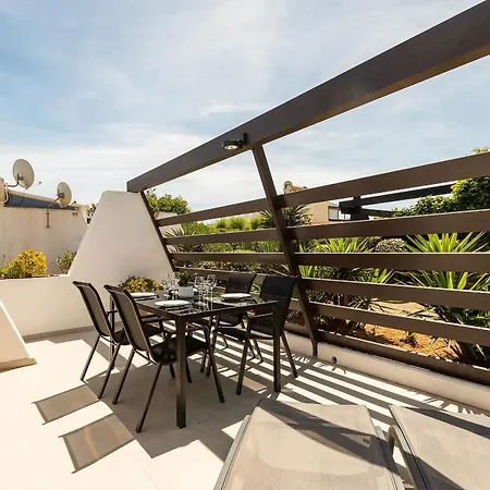 Shimmer - Design - Terrasse - Parking - Port Nature Village Naturiste